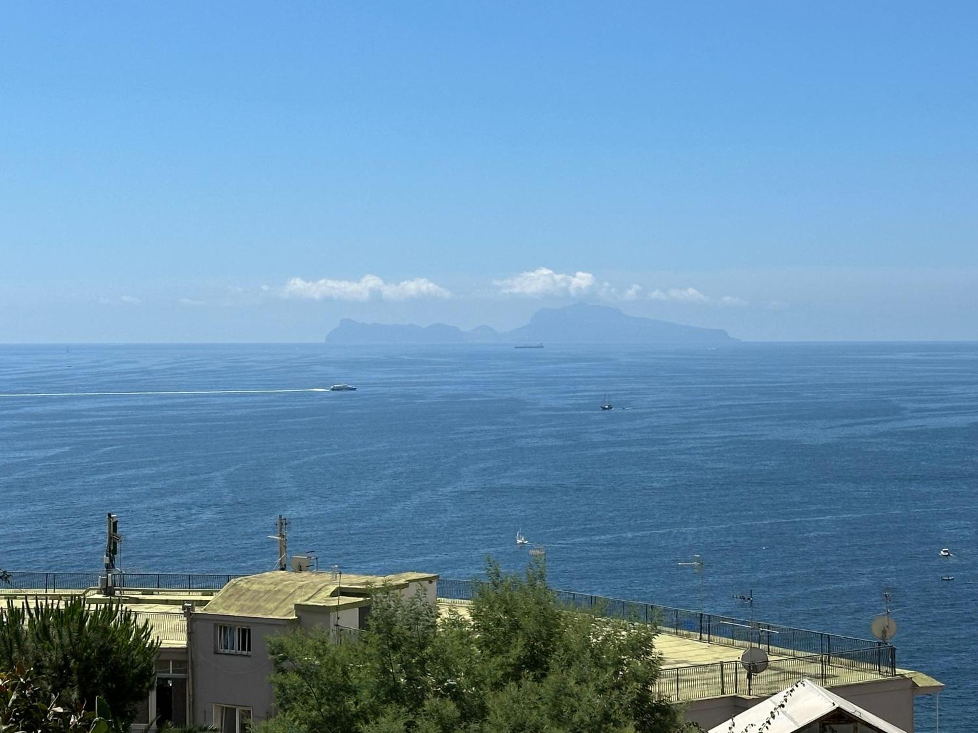 Appartamento con Vista e Balcone